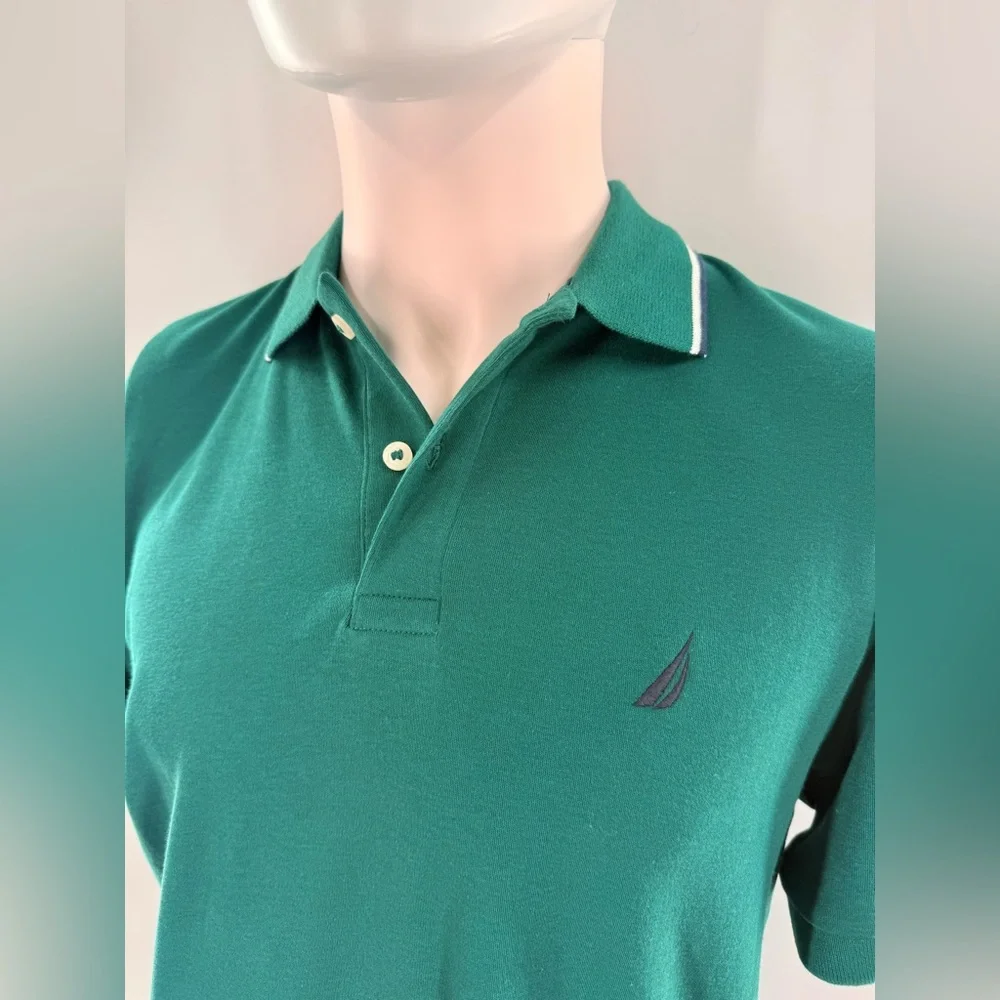 NWT Nautica Tipped Collar Polo